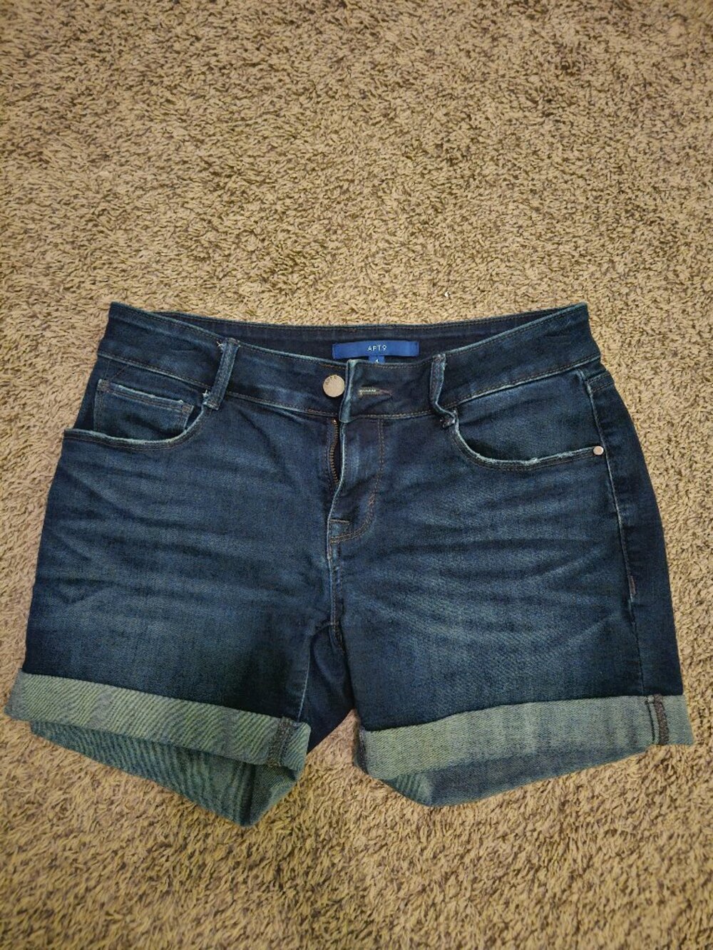 Women's Apt 9 Shorts size 4